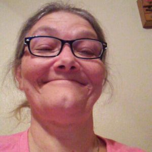 Meet your Posher, Carla